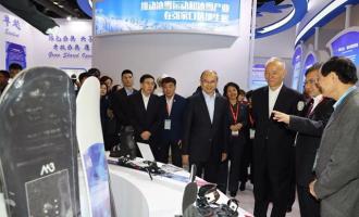 全球冰雪第一展開幕，蔡奇許勤檢查 