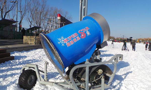 室外造雪機