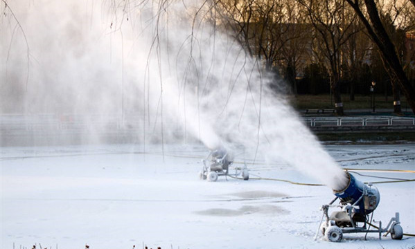 人工造雪機