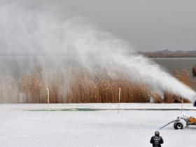 天然降雪和造雪機產雪誰更適合滑雪場？