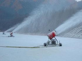 國產造雪機相對于進口造雪機的優勢有哪些