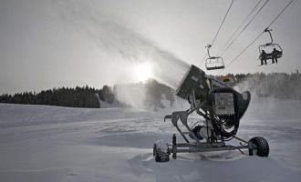 造雪機(jī)造出滑雪場要多久