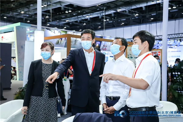 國家體育總局副局長、黨組成員、中國奧委會副主席李穎川，奧促會秘書長付曉輝等領導一行蒞臨考察