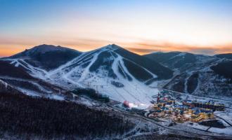 冬奧之城張家口感恩逆行天使，請全省醫護工作者免費滑雪！