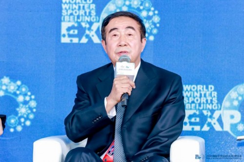 中國(guó)雪橇協(xié)會(huì)主席、北京冬奧組委可持續(xù)發(fā)展和咨詢委員會(huì)副主任、冬奧組委體育部特聘專家趙英剛