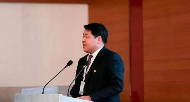 牙克石市委副書記、市長臧著強
