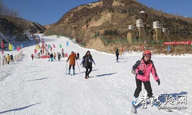 青海第九屆彩虹冰雪節開幕