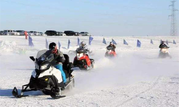 青島冰雪節預熱冬奧會 奧運冠軍現身為冰雪少年助力