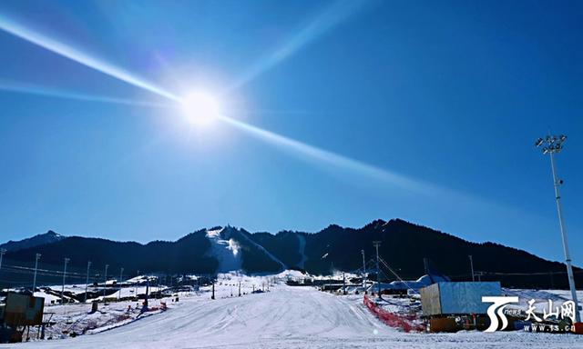 第十三屆新疆冬季旅游產業(yè)交易博覽會現(xiàn)場2
