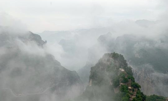 山西通天峽景區有“北方小九寨”的美譽,將中國北方大山的雄渾和南國水鄉的陰柔融為一體