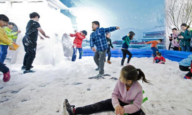 張家口市教育系統多措并舉推動青少年冰雪運動普